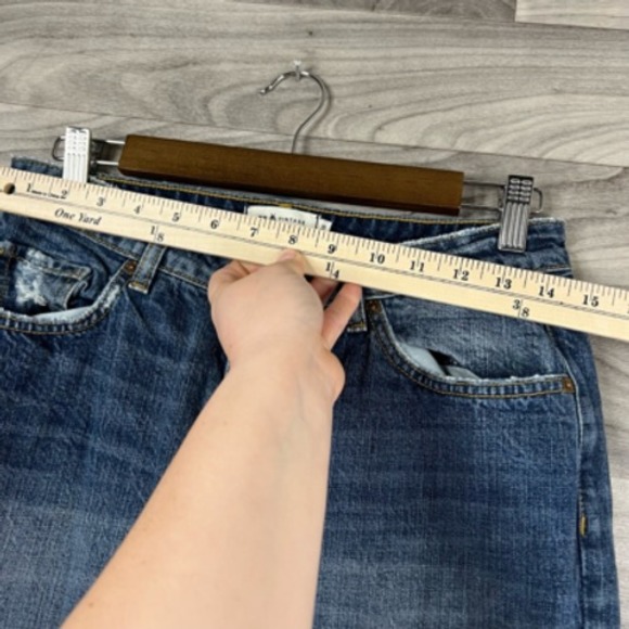 Mm Vintage Cropped Boyfriend Jeans Womens 26 Blue Distressed Frayed Hem Patches - Picture 7 of 12
